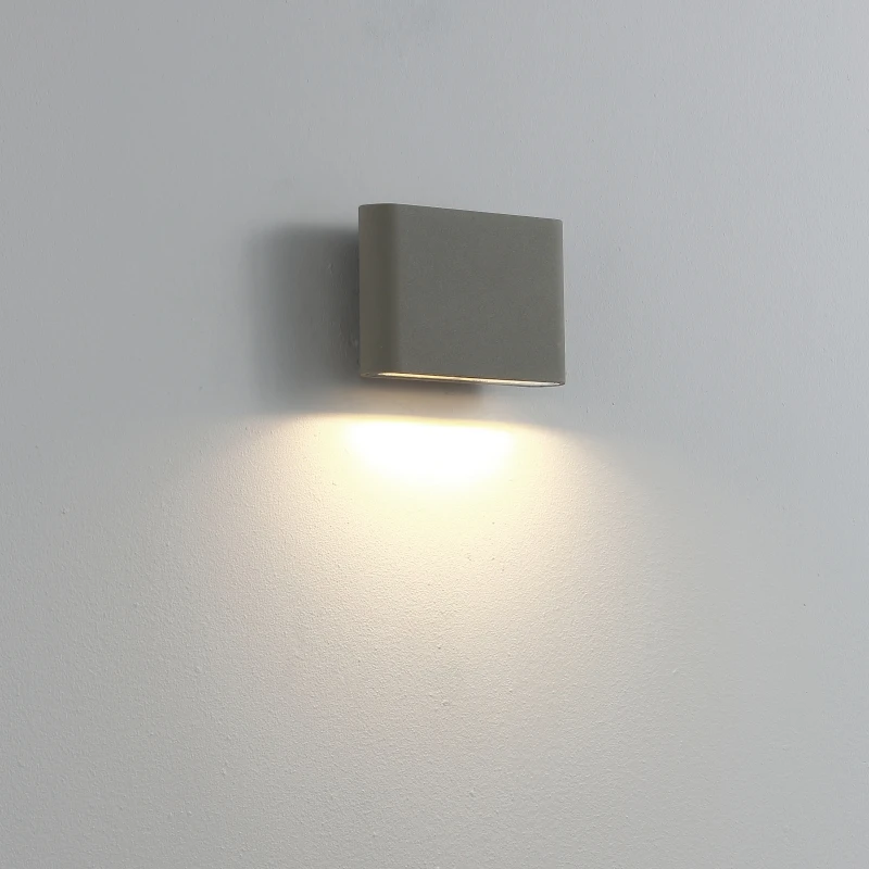 Modern style 12W up down lighting fixture IP65 outdoor led wall light