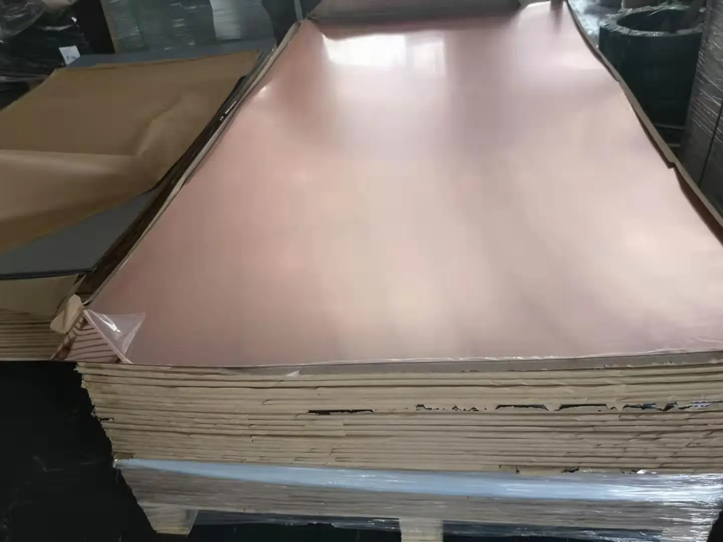 Factory Price Adhesive 1mm Silver Mirror Acrylic Sheet PMMA Mirror 4ft*8ft