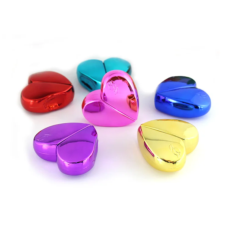Hot Selling Wholesale Available Different Colors 25ml Heart Shaped Perfume Empty Bottles Portable Sweet Mini Perfume Bottle