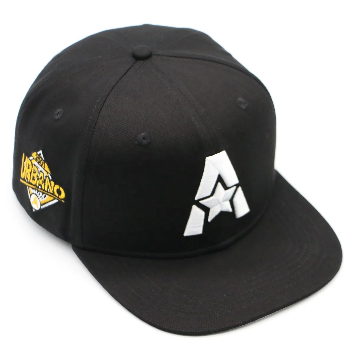 OEM 3D Logo Embroidery Snapback Hat 6 Panel 100% Cotton Black Squared Flat Bill Brim for Performance Outdoor Party Travel