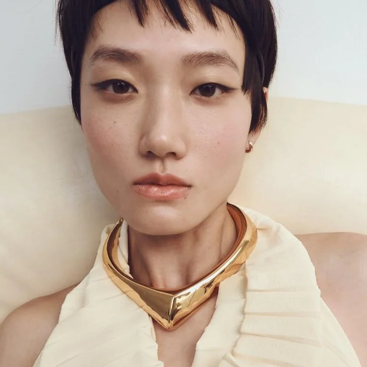 Hot Sale ZA Exaggerated V Shape Metal Necklace for Women Personalized Trend Party Dinner Wedding Collar Jewelry Accessories