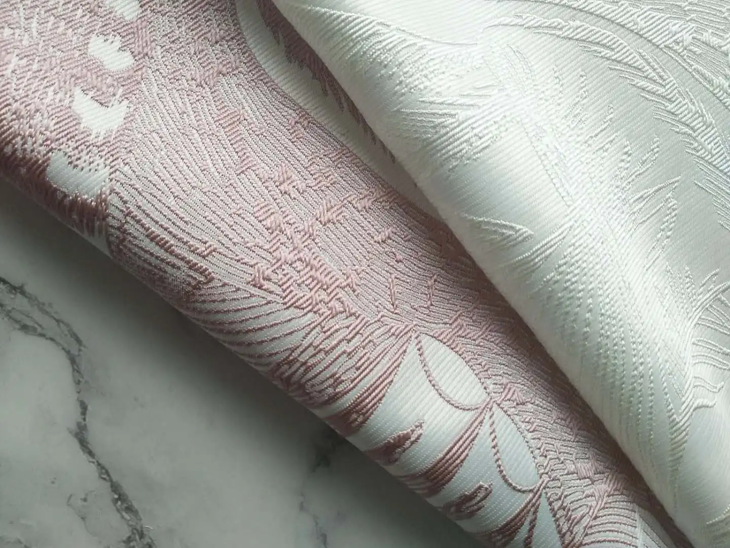 FACTORY SALES NEW DESIGN BROCADE JACQUARD 100%P FABRIC FOR AUTUMN