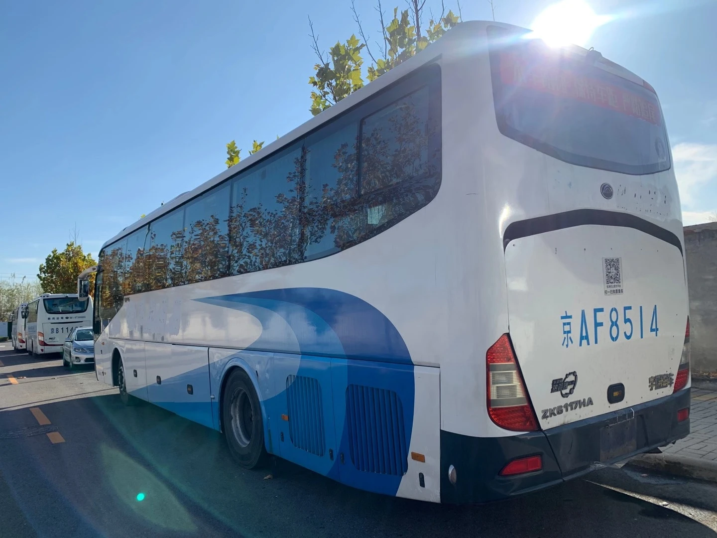 Подержанный автобус Yu - tong ZK6117 дизель 48 мест для продажи Yuchai двигатель LHD водитель рулевой yutong place f12 plus