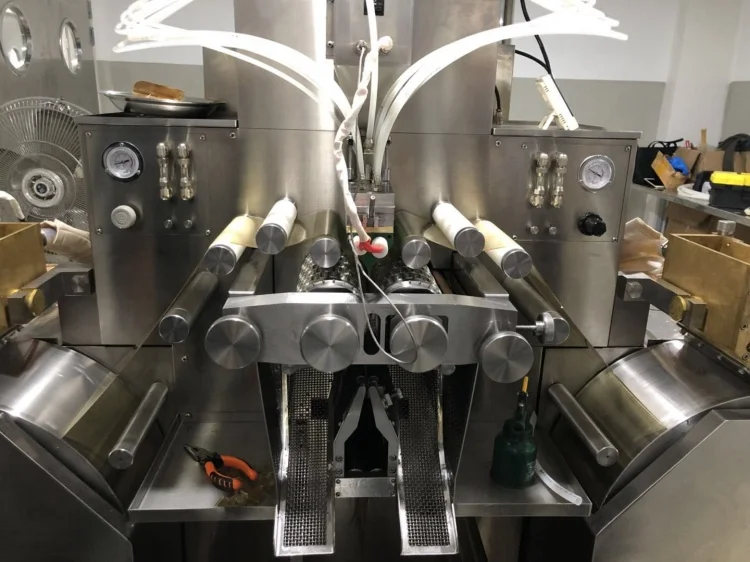 Automatic Softgel  Encapsulation Capsule Making Machine Factory Price