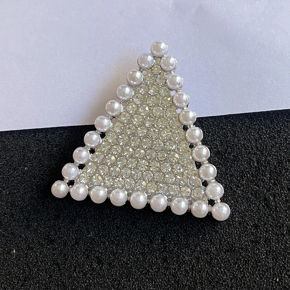Red Diamonds And White Pearls Brooch High Quality Sari Greek Sorority Delta Society Custom Diamond Brooch