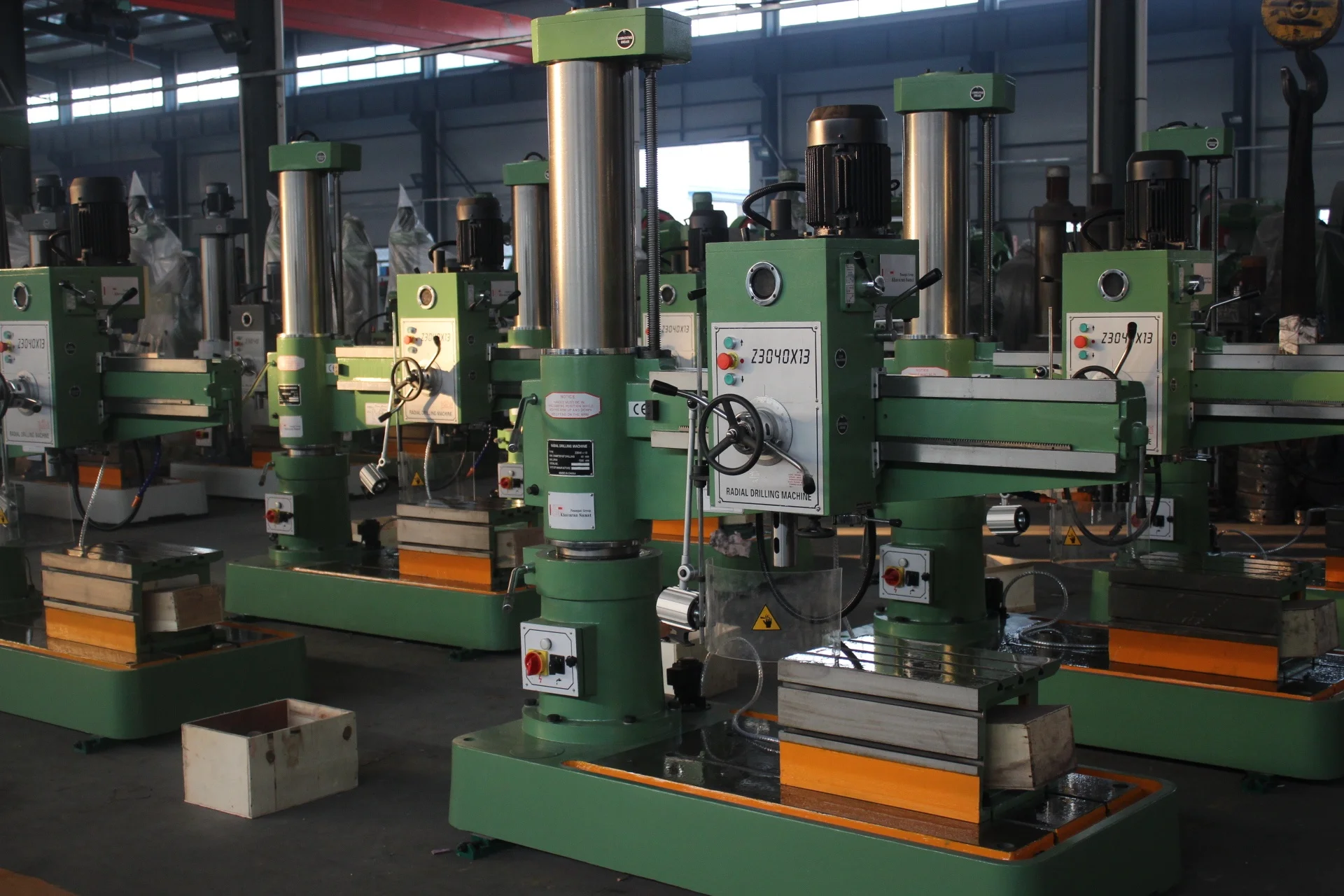 Low Cost Radial Drill Press Radial Drill Press Machine Zq3040x13 Made in China Canada Provided 40 Automatic Bearing Morse 4 2000