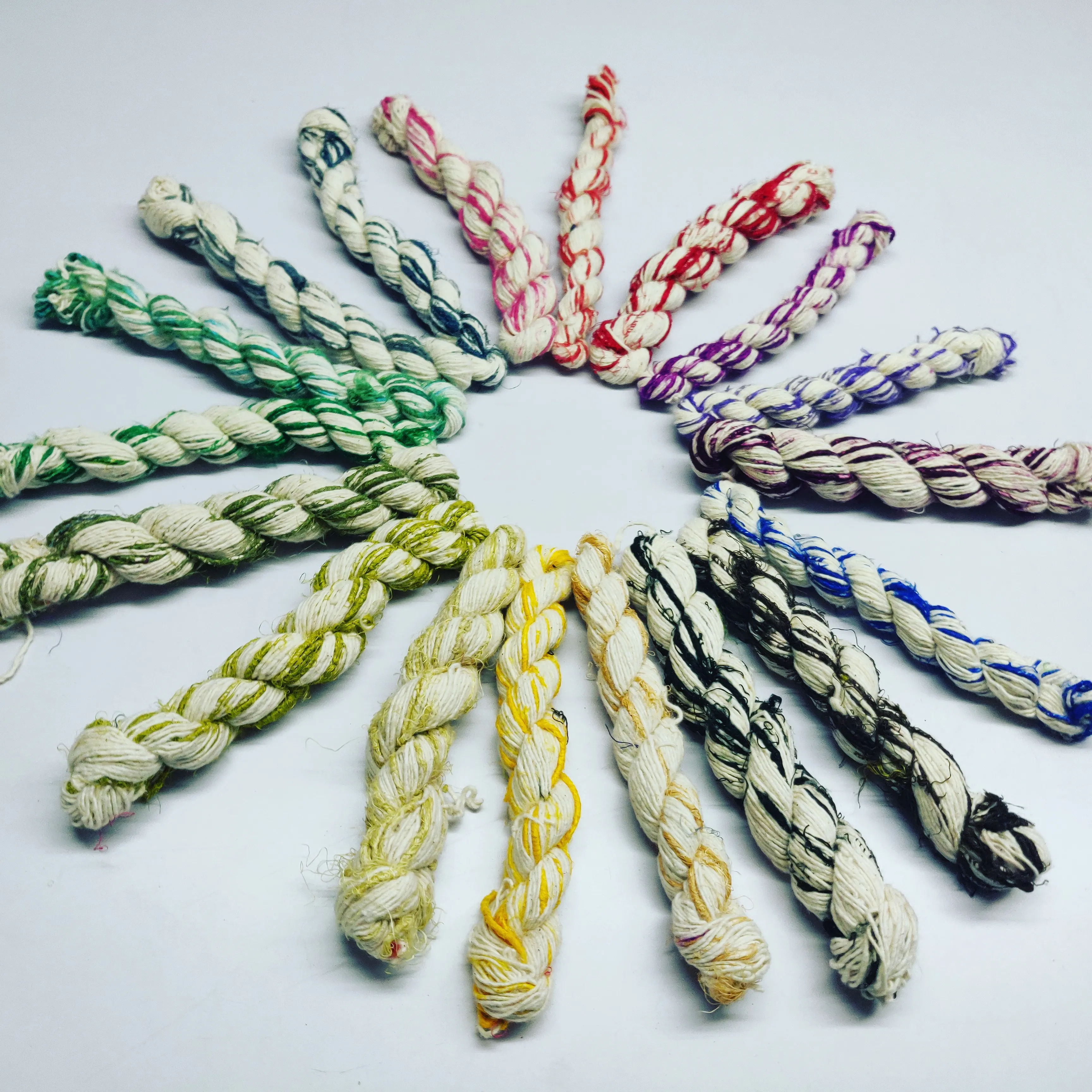 
RECYCLED LINEN YARN 