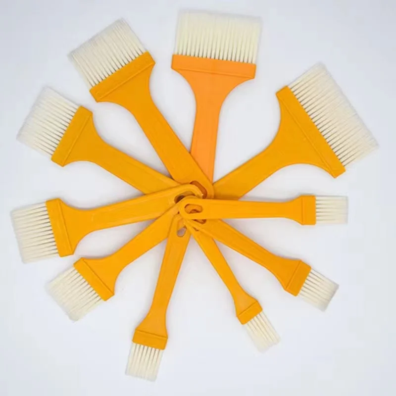 The factory wholesale New plastic handle brush The paint coating Barbecue sauce brush Food grade brush