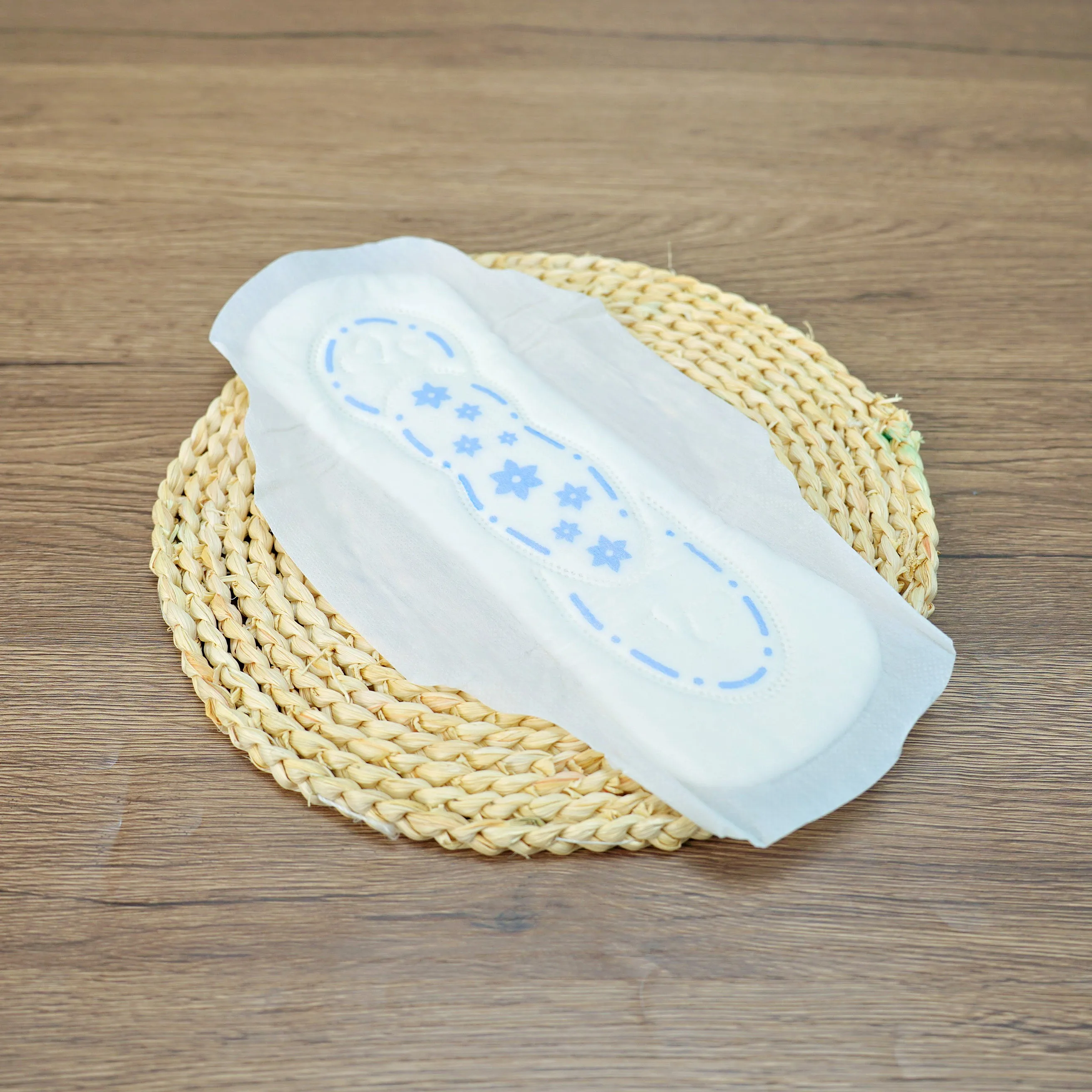 OEM Quanzhou China Factory Care Absorbent Soft ODM Disposable Hygienic Menstrual Period Sanitary Pads Lady Napkin Women Pad