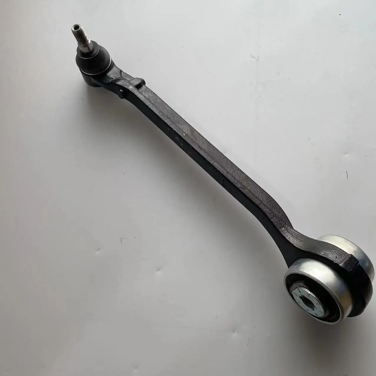 Lower left control arm Chrysler 300 2011-2015 Dodge Challenger 2011-2015 Charger 4670509AD 5168653AC 68225315AB 68238601AB