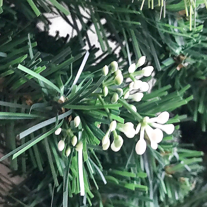 Wholesale Cheap  indoor artificial indoor wall PVC Christmas wreath 24inches 18inches