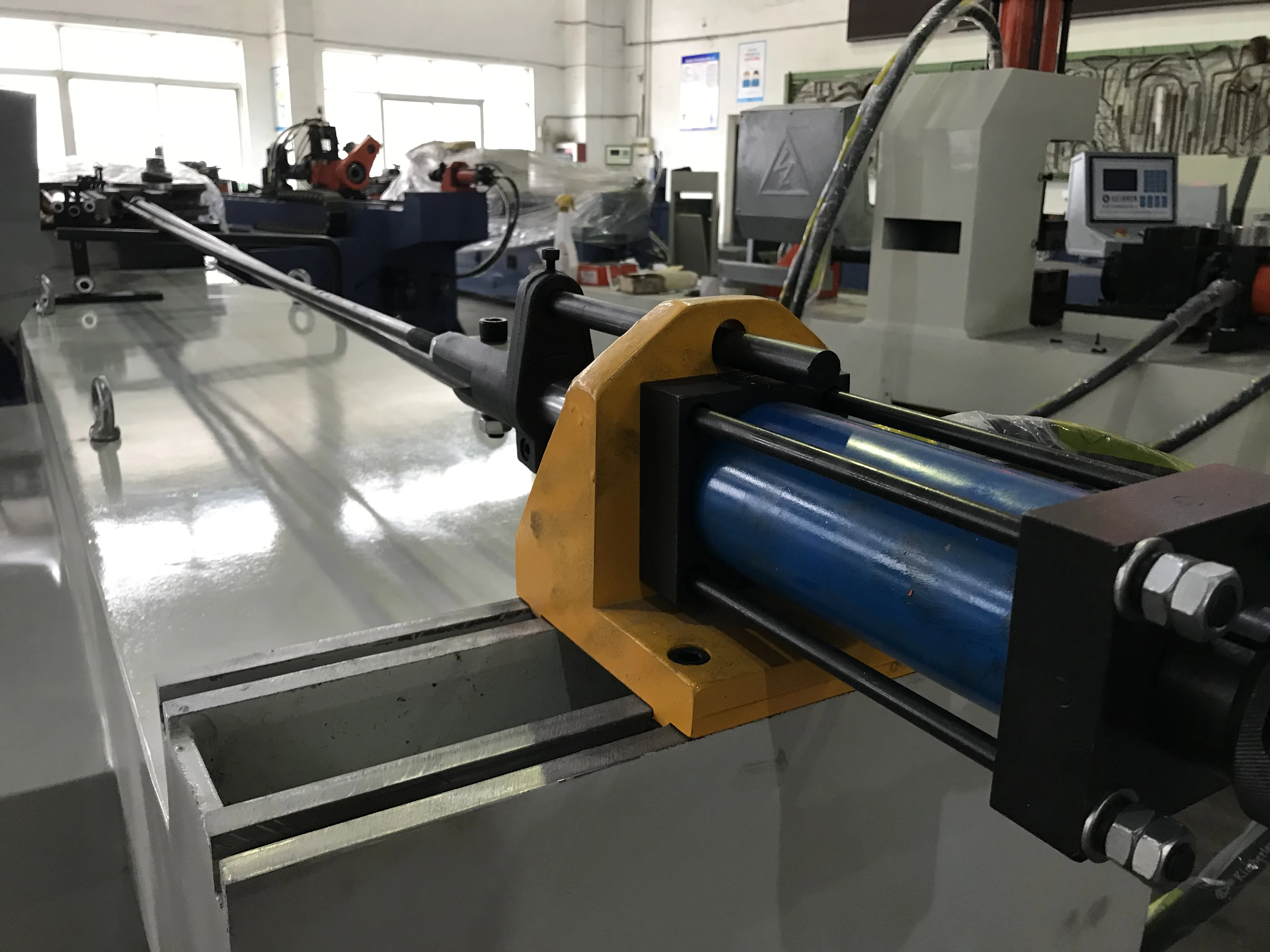 Manufacturer Wholesale Electrical Hydraulic Cnc Pipe Bender Machine