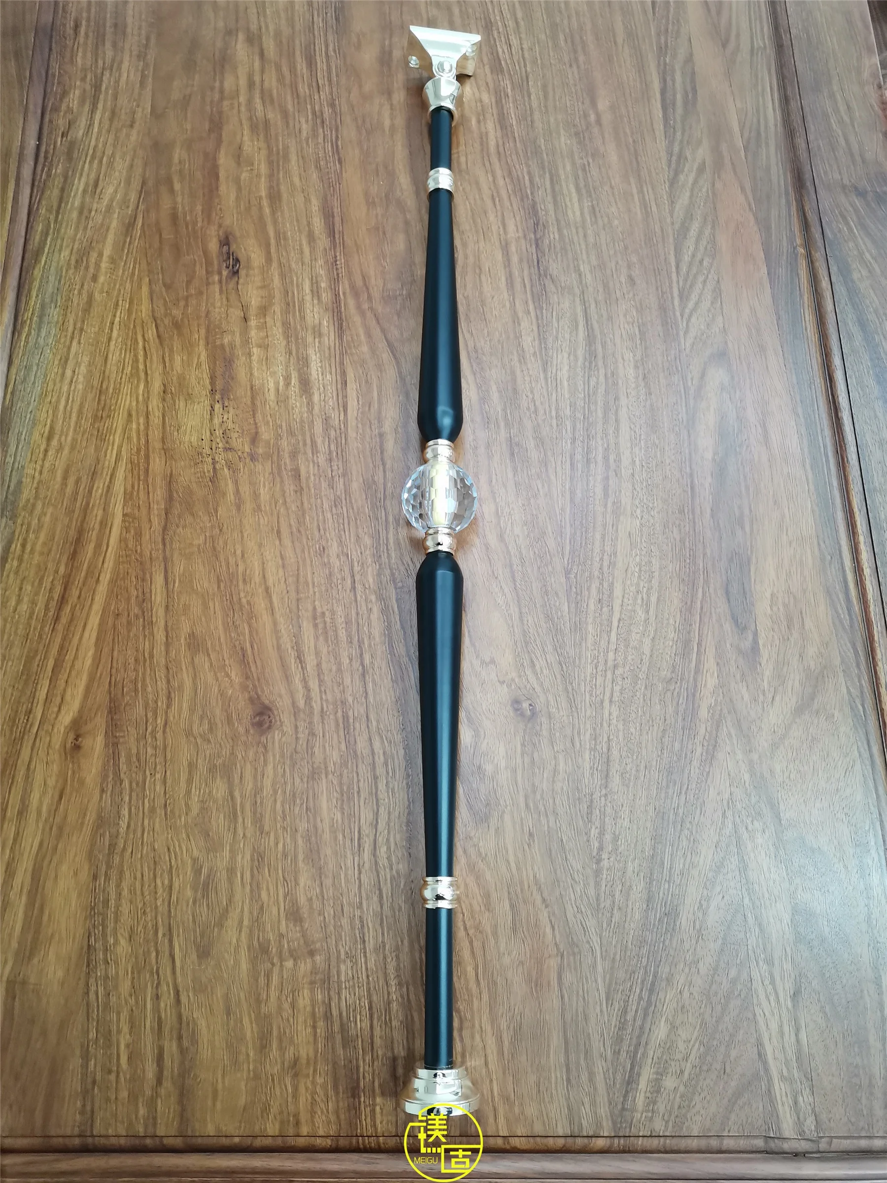 Modern minimalist decorative stair handrail ornamental aluminium and glass balustrade