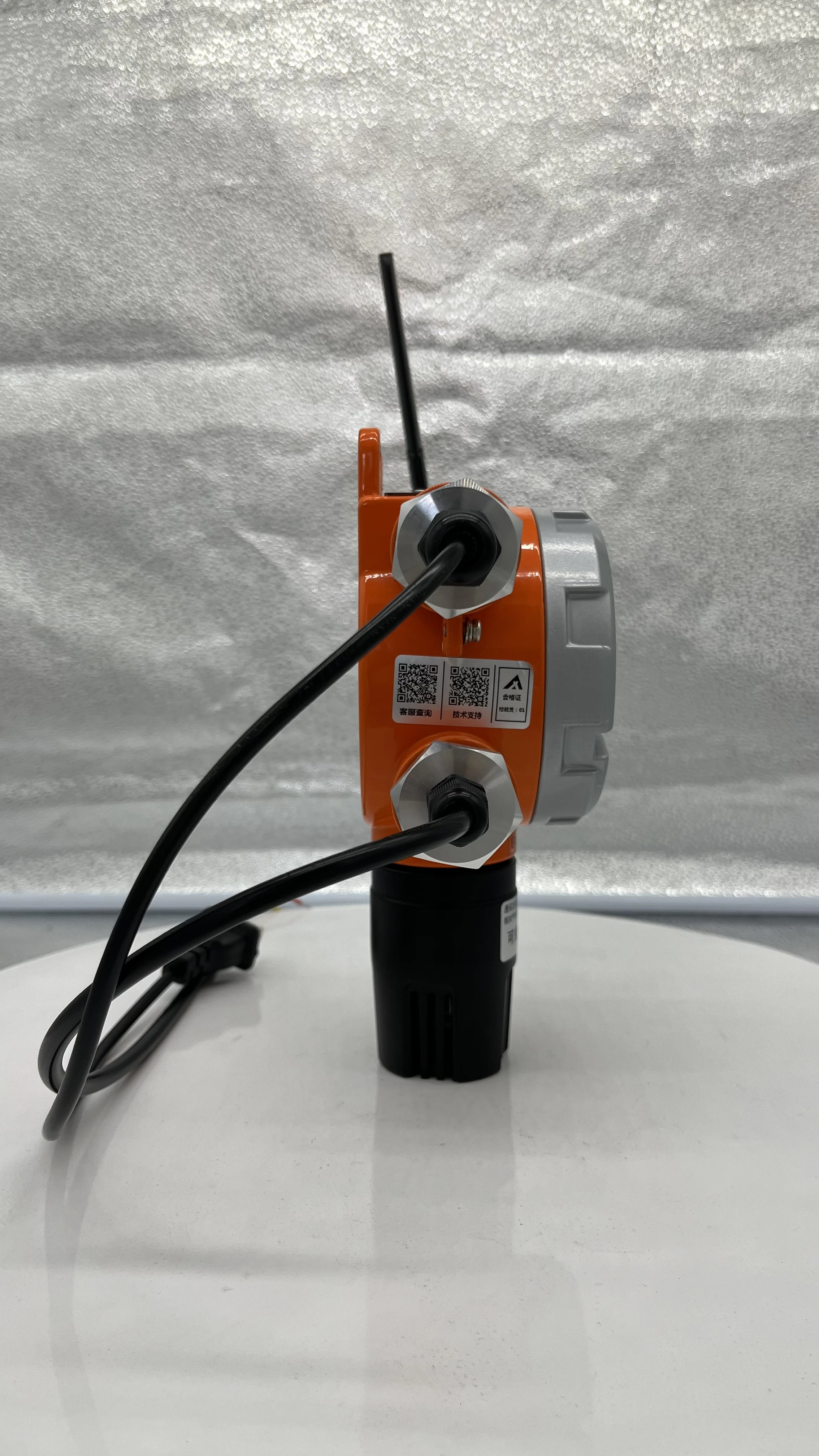 Free-standing detector combustible gas detector industrial