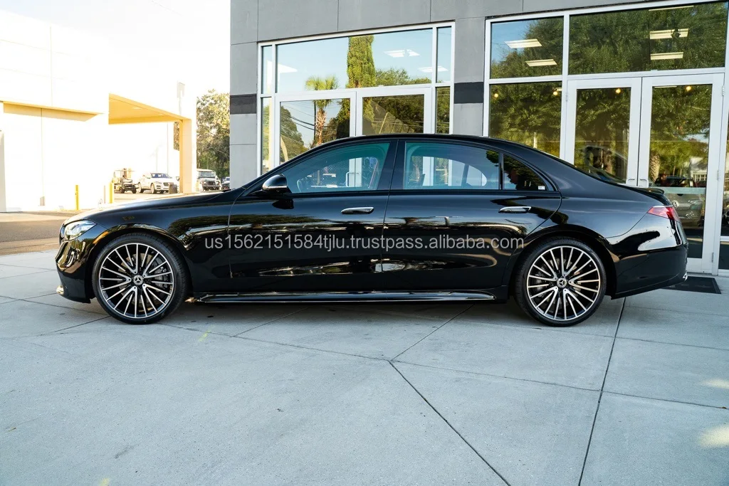 Хорошо используемый чистый 2023 MERCEDES BENZ S 500