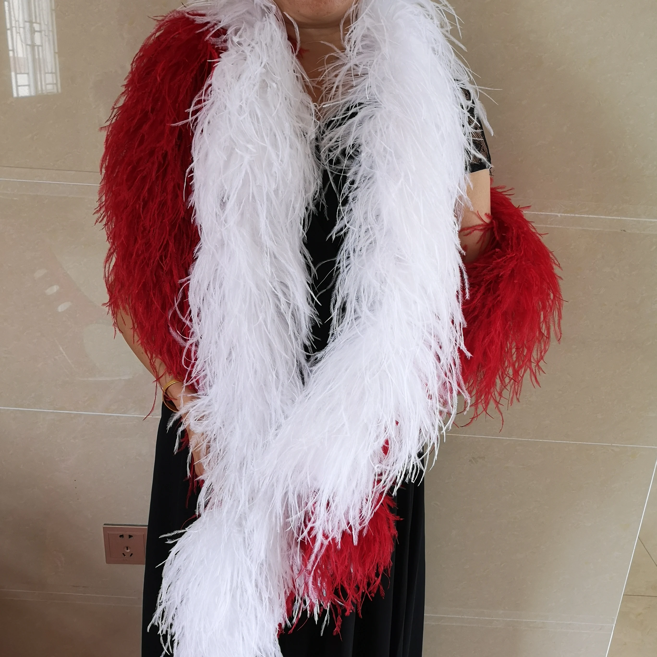 Customized Length100 Cm Red White Luxury Ostrich Feathers Boa 8 Ply Ostrich Feather Strip For Scarf Shawl Placemat Decoration