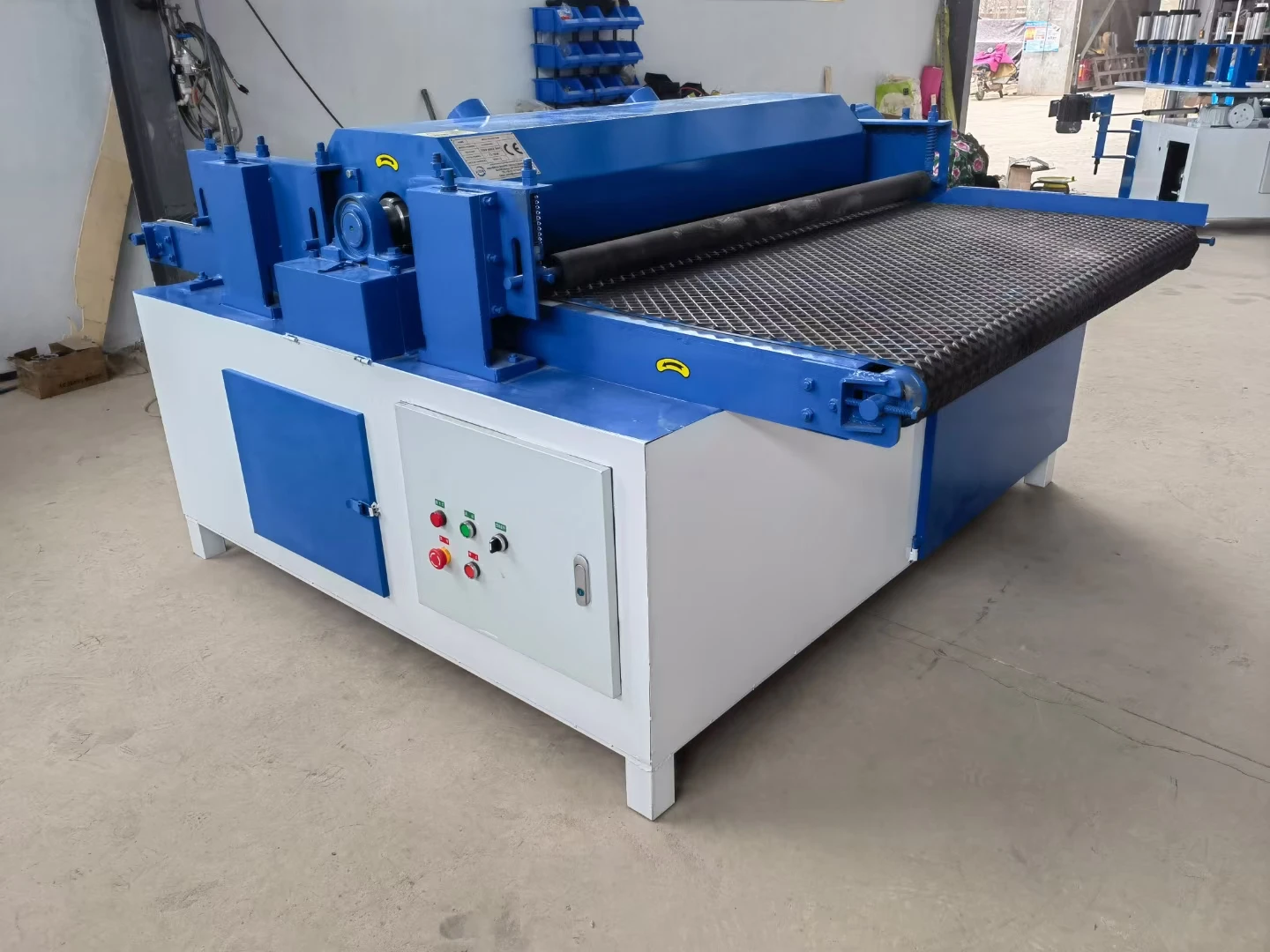 CNC Wood cutting saw Automatic Computer Cnc 300-1300mm  wood board cutting saw wood cutting chain saw