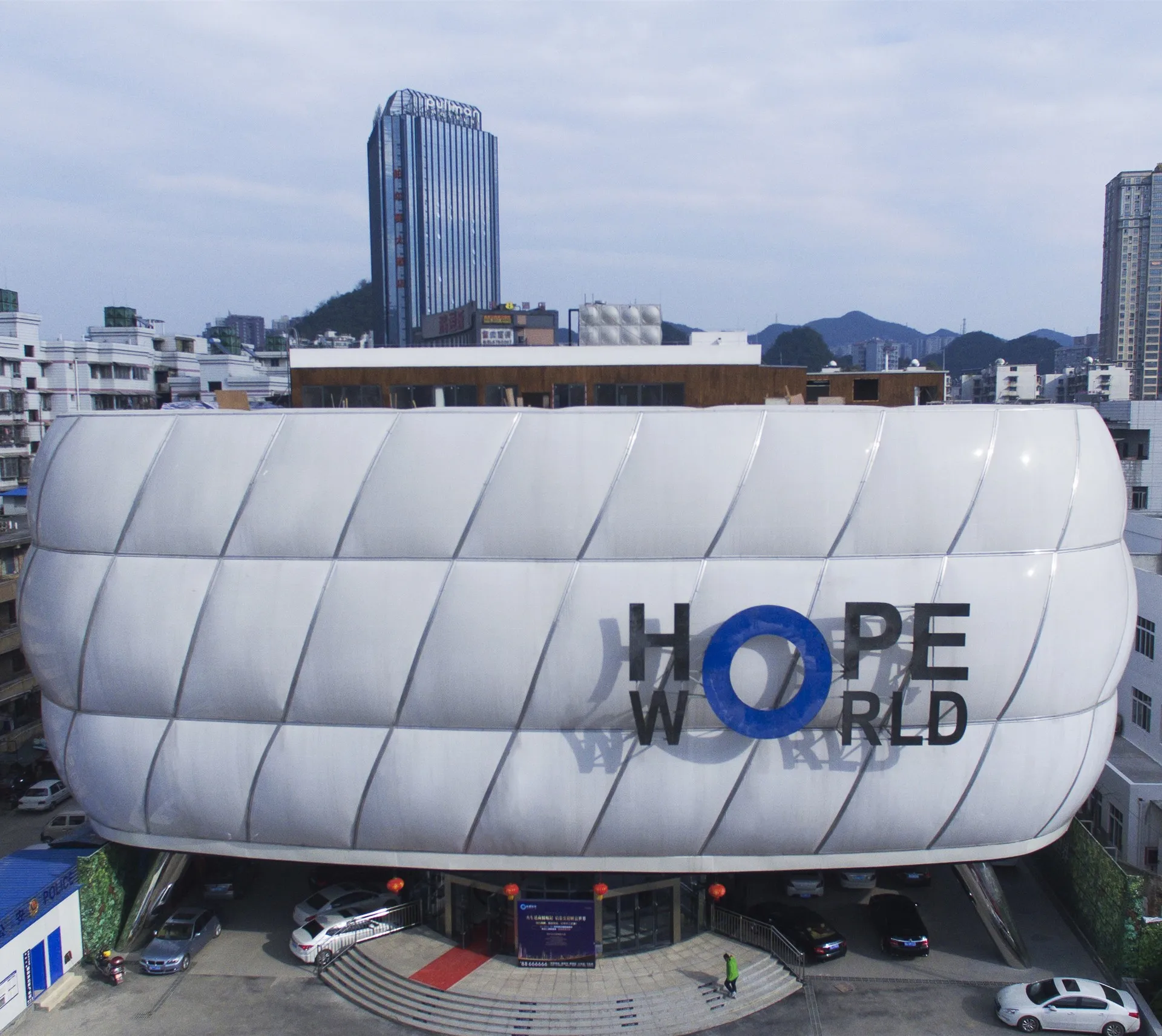 Membrane Structure Commercial Hollow Facade Transparent Colored Roof ETFE Membrane Material Tension Cable Curtain Wall