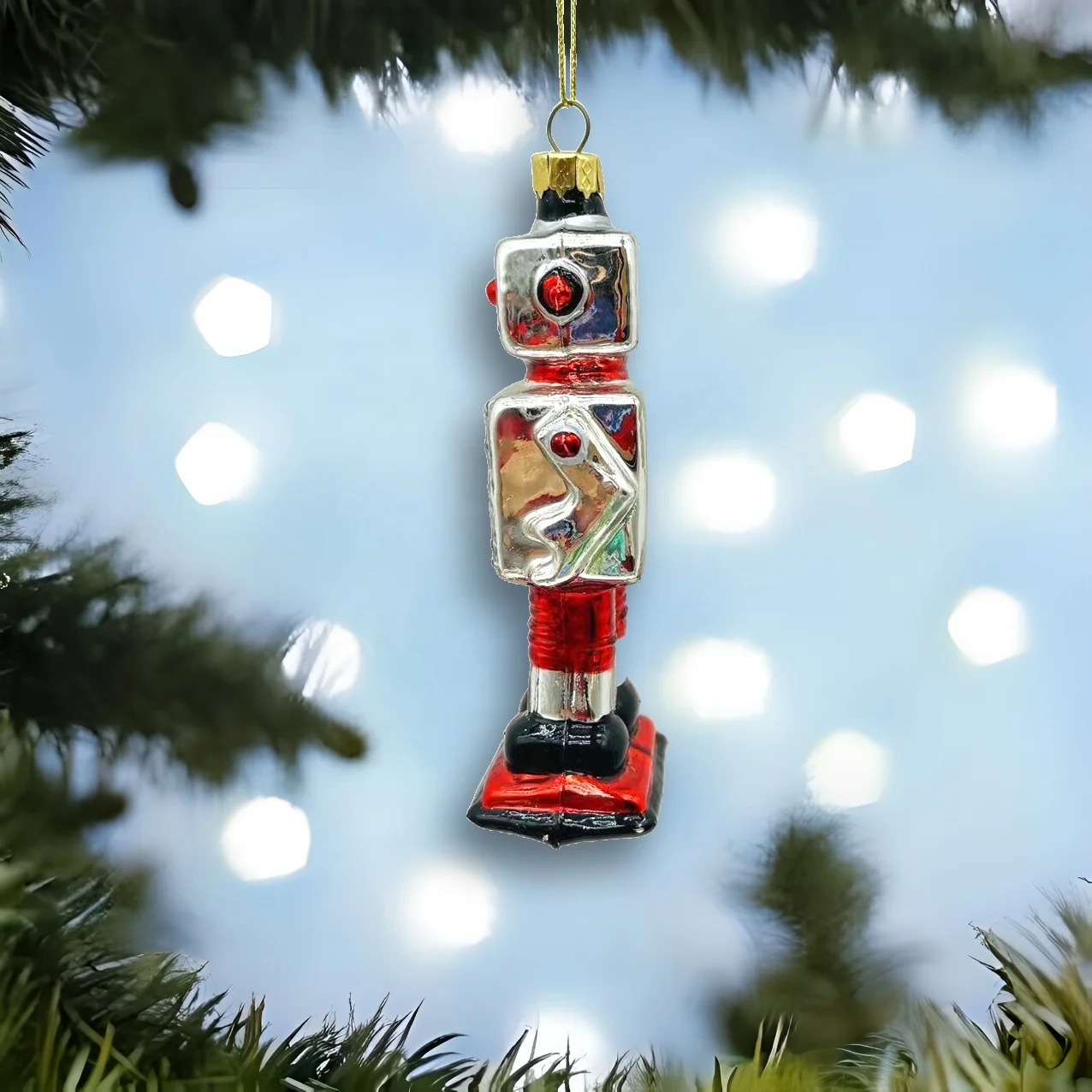 Exquisite and luxurious handmade party glass ornaments Christmas tree decorations futuristic robot glass ornaments