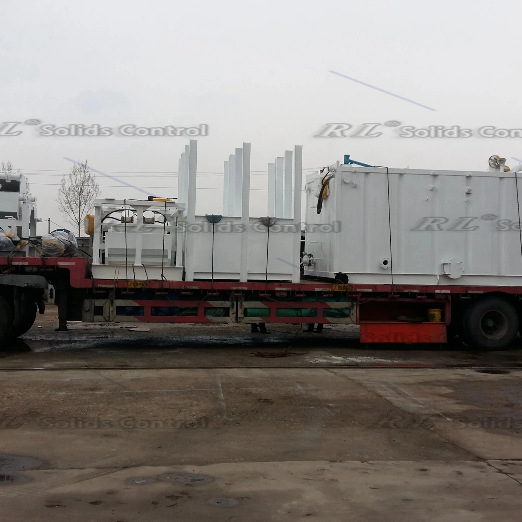 Production and processing mud mixing tank, drilling mud treatment tank