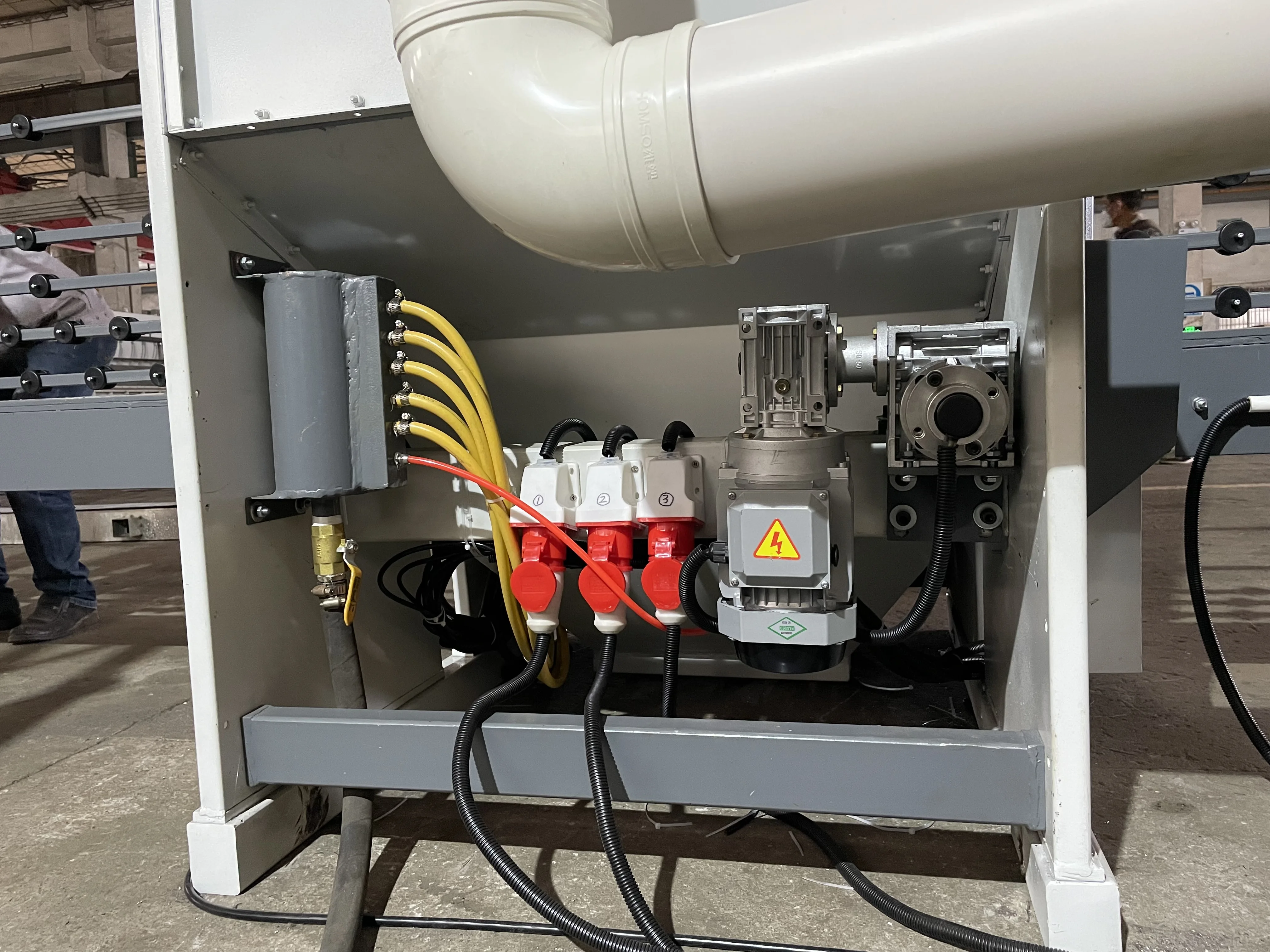 High Speed and Energy Saving Vertical Glass Sandblasting Machine