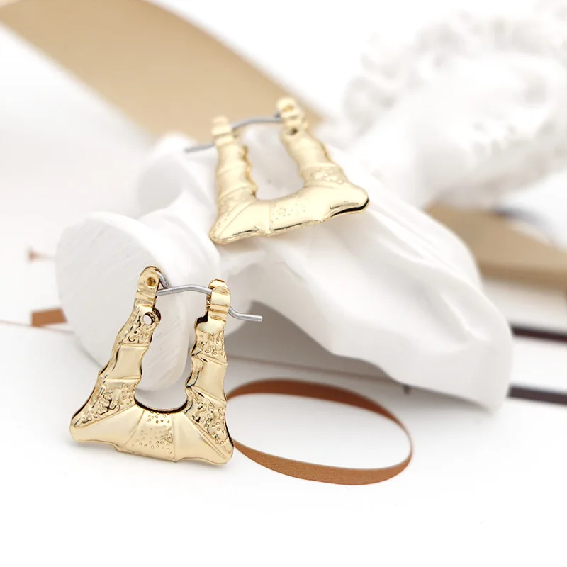 V&R schmuck for women gold metal triangle hoop bamboo texture gold plated small hoop earring