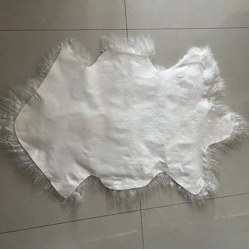 Natural curly wool classic ivory color Mongolian lamb skin rugs best quality real lamb fur Tibetan lamb skin rug for home