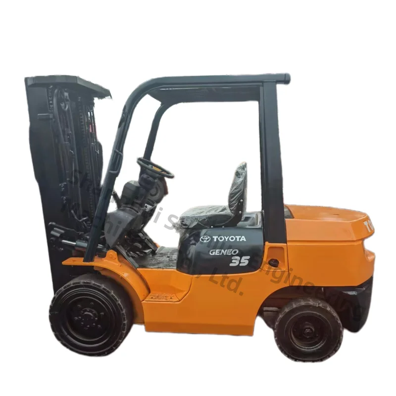 Japan made 3.5ton 3ton hydraulic machine diesel engine forklift  35 30 warehouse container Secondhand lifting for hot sale