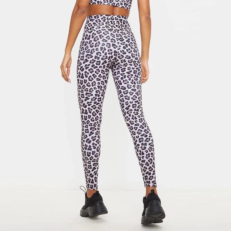 Good Quality Yoga Two Piece Set High Waisted Leopard Sports Bra & Gym Leggings Set Retail Sale Gym Biker Yoga Sets