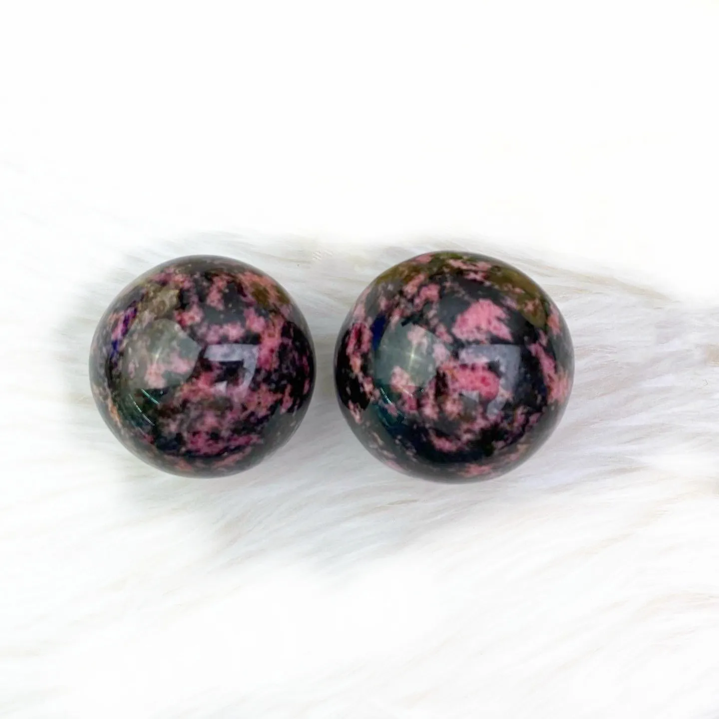 Wholesale Natural Crystal Rock Polished Rhodonite Sphere Natural Crystal Ball Sphere For Decoration