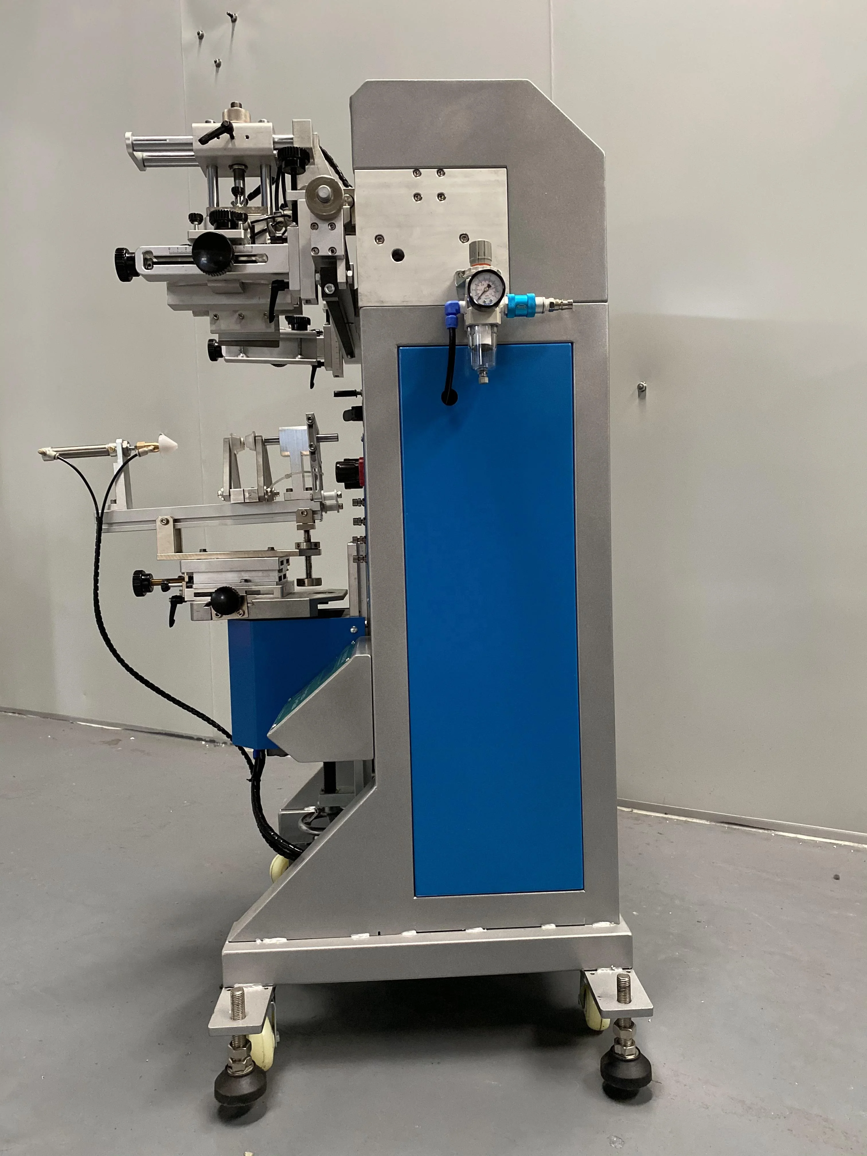 DM silkscreen printer high precision multi color round silk screen printing machine for cosmetic glass bottle