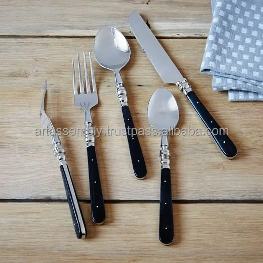 Horn_cutlery_6.jpg