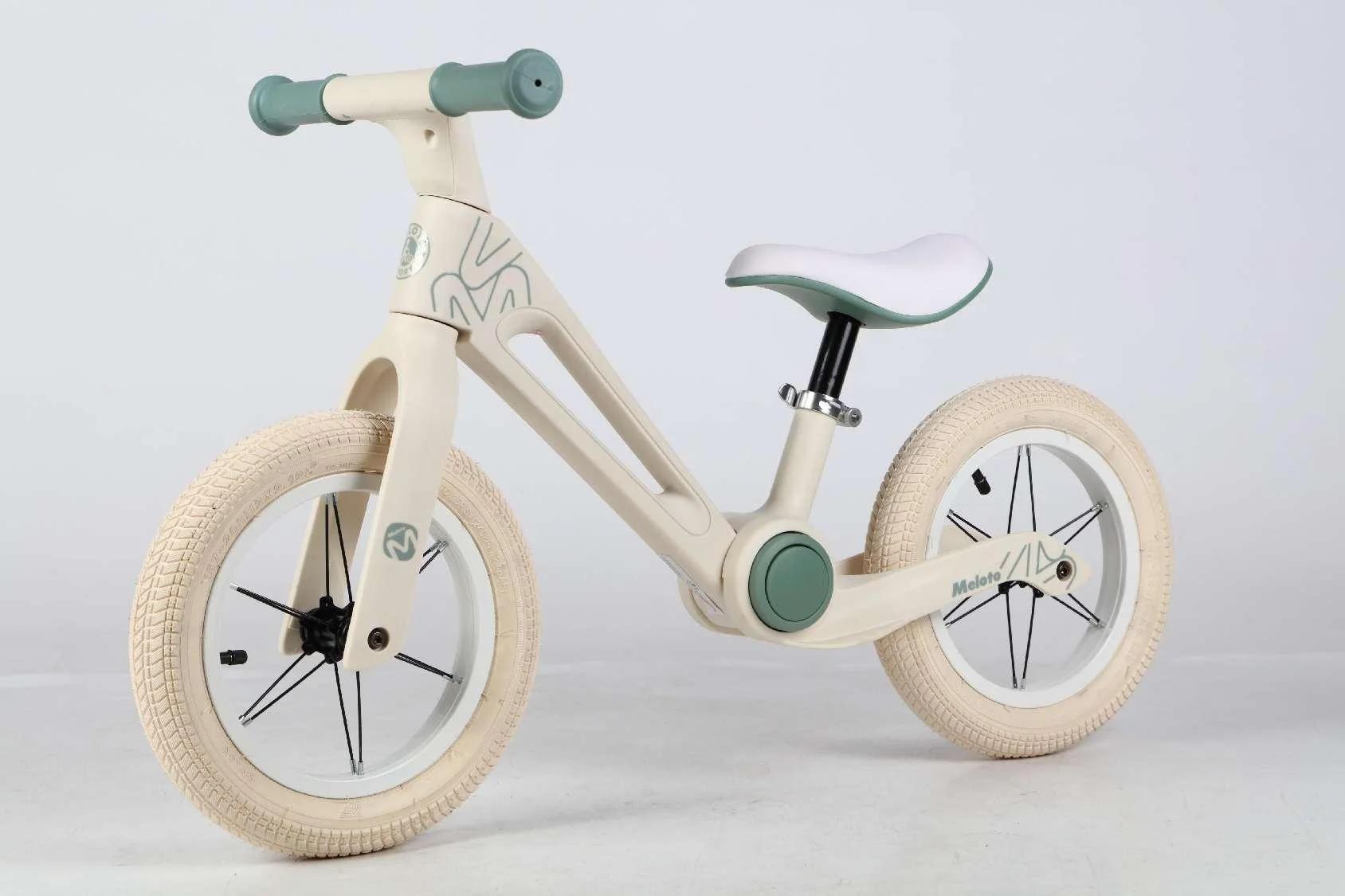High-quality Foldable Nylon balance bike no-pedal scooter simple style