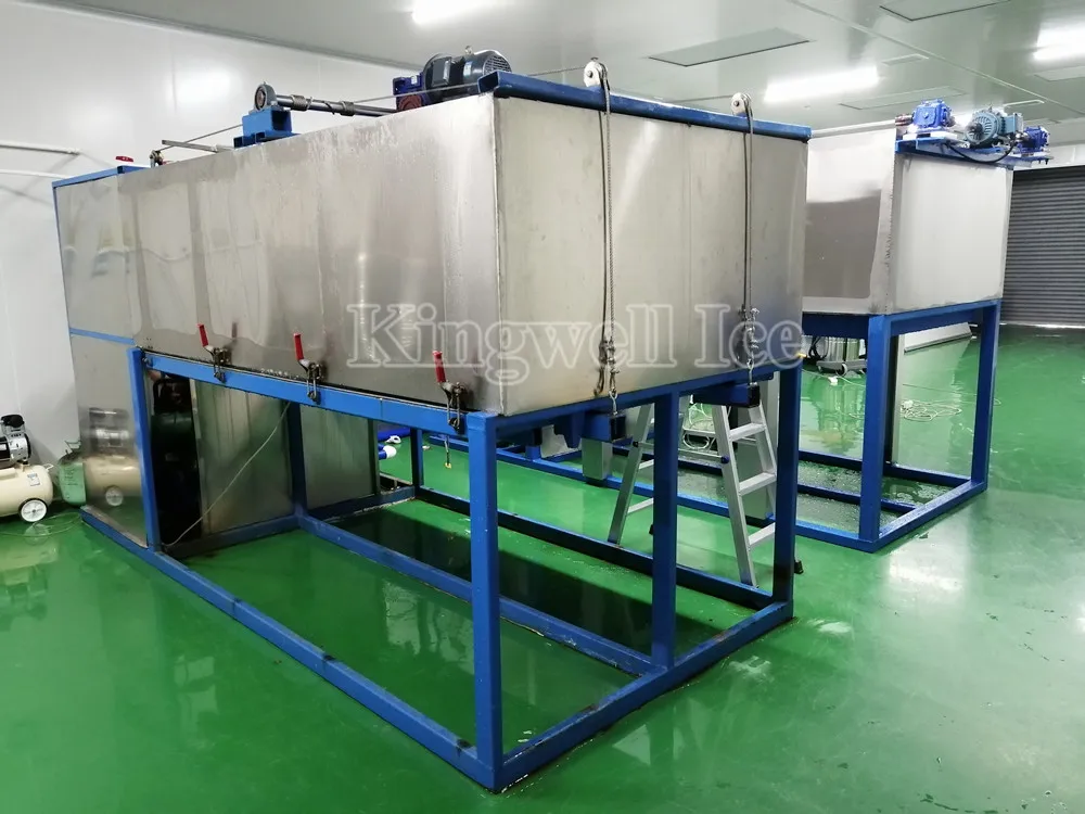Directly cooling aluminum plate block ice machine produces clear & transparent block ice