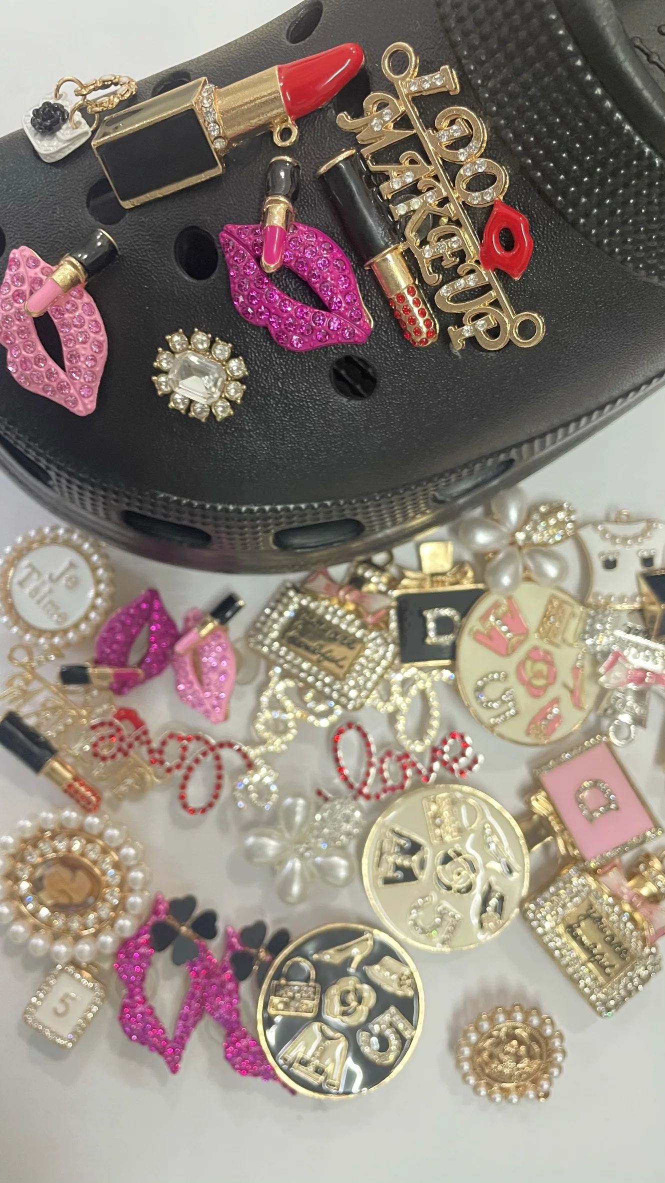 Gold and silver Blessed products Ready stock Diamond Shoe Decorations Crystal Clog luxury bling designer croc charms