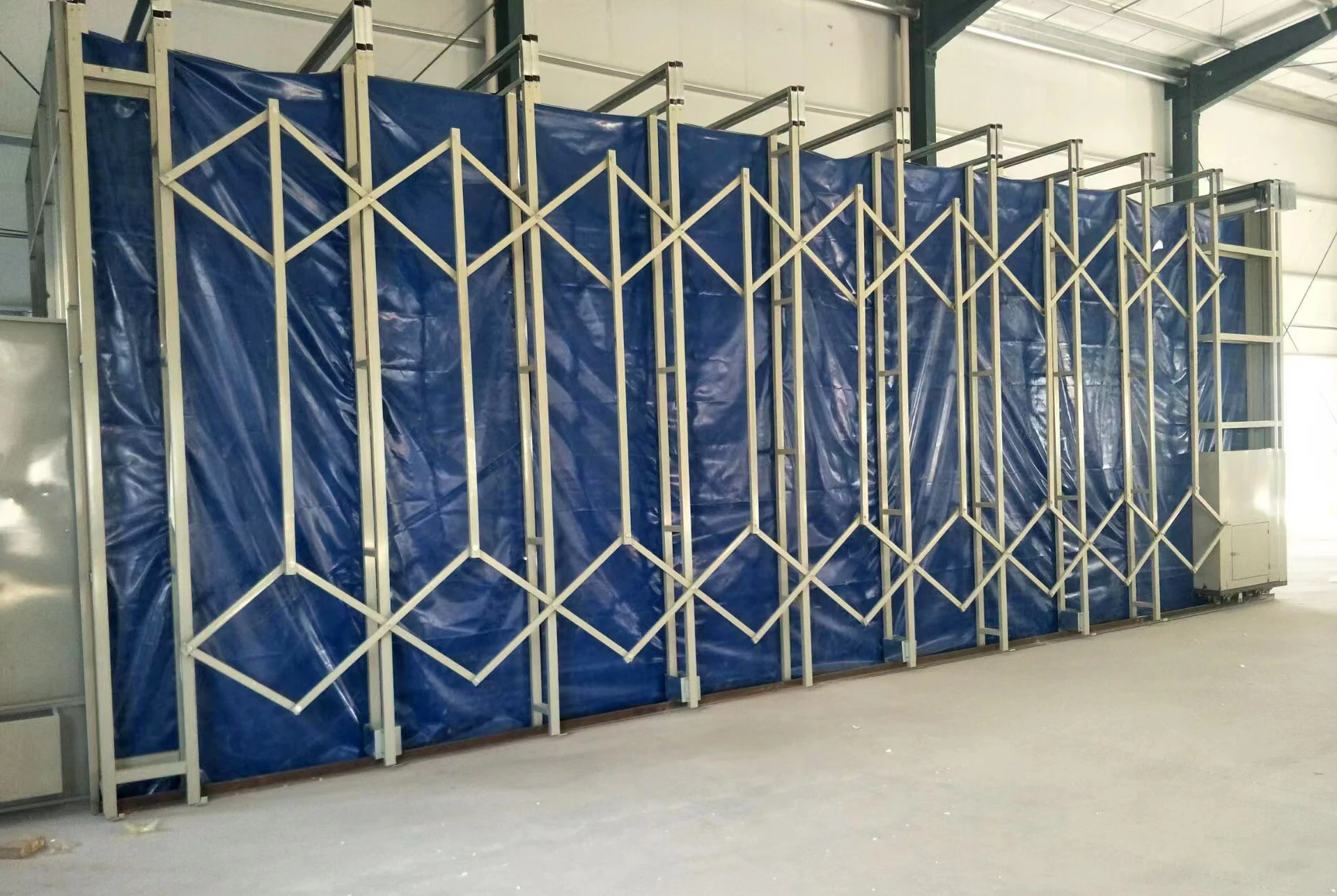 Wholesale Price Industrial Large Parts Customized Auto Open/Semi-open Face Retractable/Mobile Telescopic Paint Spray Booth