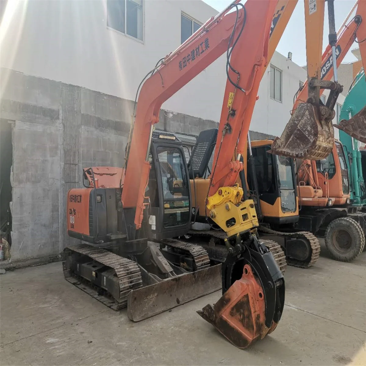 Japan made mini used hitachi zx80 excavator price 8 ton zaxis 80 reliable supplier