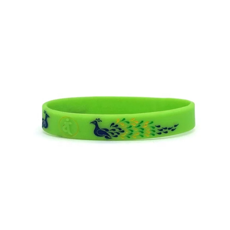 
Sedex Factory bracelet manufacturer embossed engraved silicone bracelet 