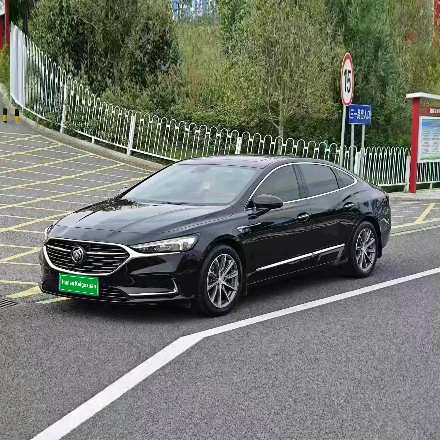 Lacrosse 2021 Model Gasoline Petrol Car Buick 652t Gas Luxury Edition Cheap Price Used Cars for sale
