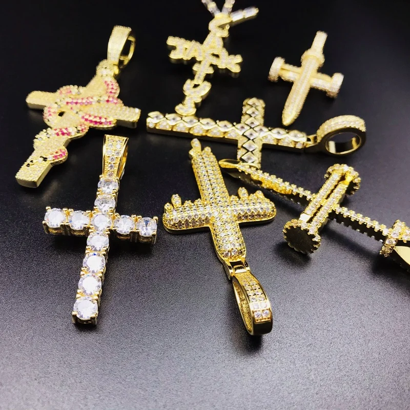 Iced Out Fast Delivery Cross Pendant Necklace Hip Hop 14k Gold Plated Zircon Cross Pray Jewelry Pendants