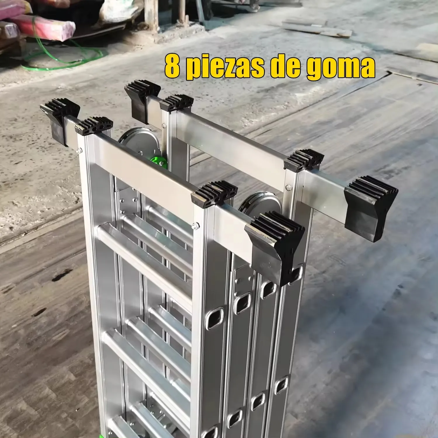 Escalera plegable de aluminio de espesor de 1,5 mm con bisagra de conexion grande
