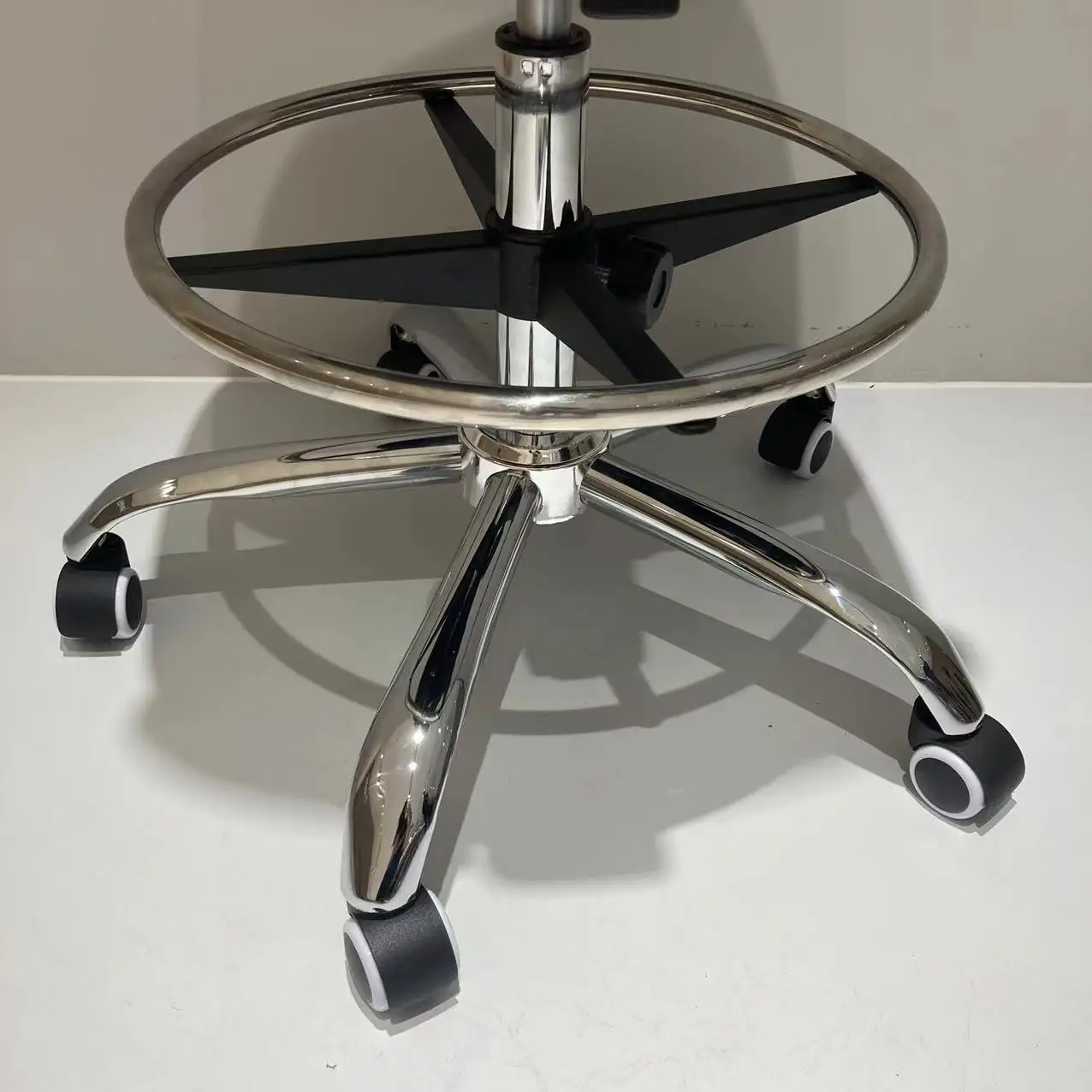 Durable PU Polyurethane Office Chair,Few Years Guaranteed Period,350 Pounds Load Bearing Capacity,Water Resistance,Easy to Clean