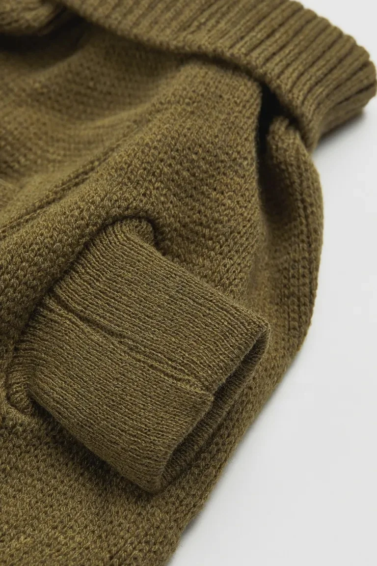 Custom knitted dog sweater pet clothes designer dog clothing pet clothes sweater designer clothing for dogs