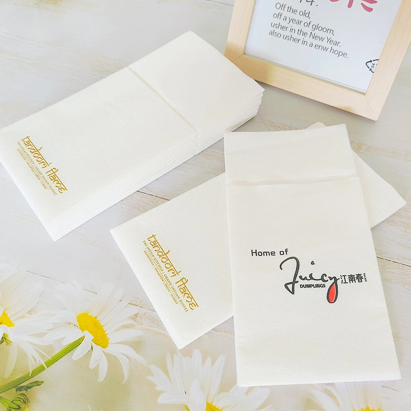 1-Ply Soft Virgin Wood Pulp Airlaid Napkin Colored Disposable Cocktail Dinner Serviettes Folded Bag Style for Restaurant Use