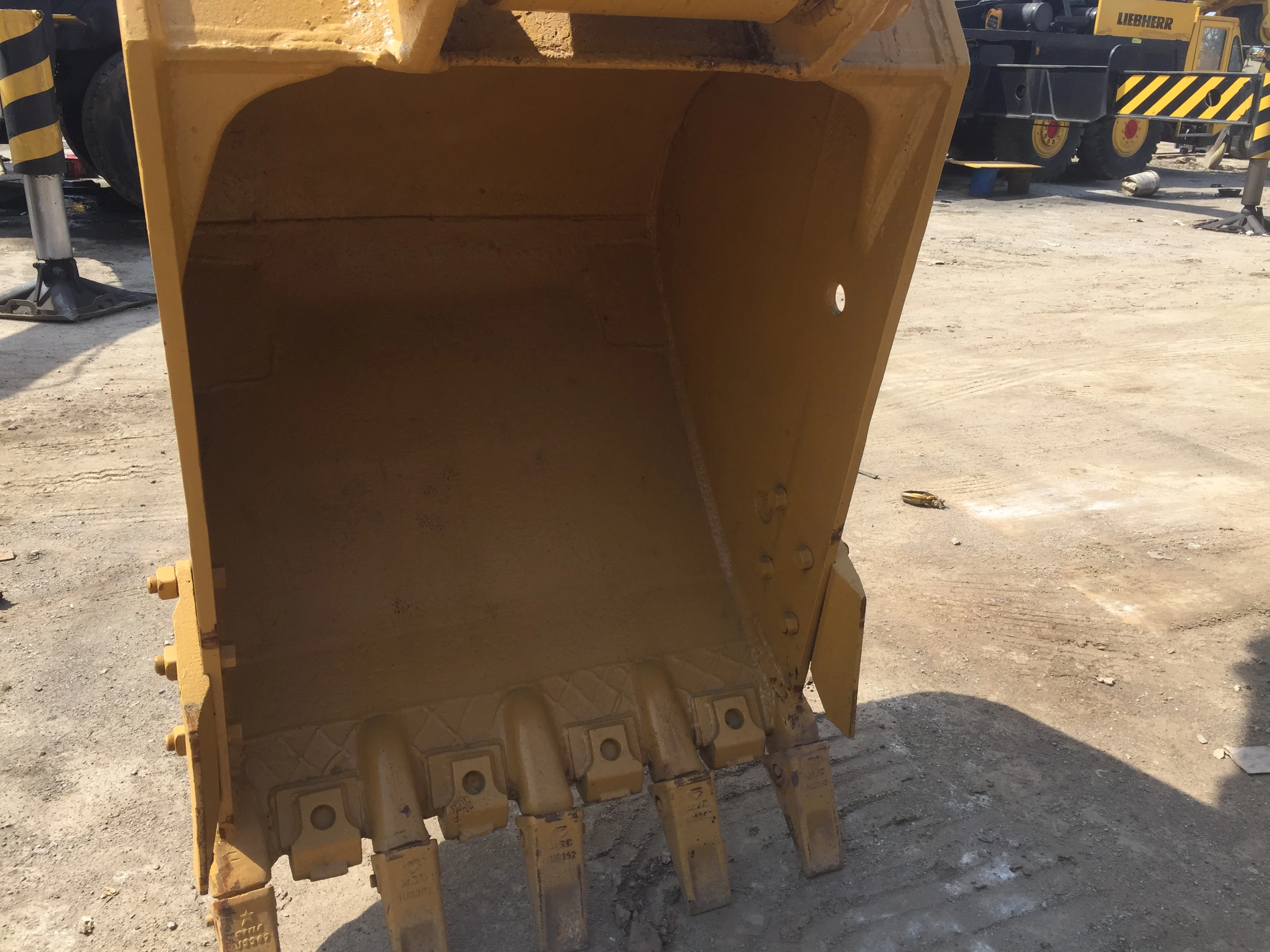  Качественный оригинальный японский экскаватор CAT 320D 320C 325B/325BL для хорошей продажи в