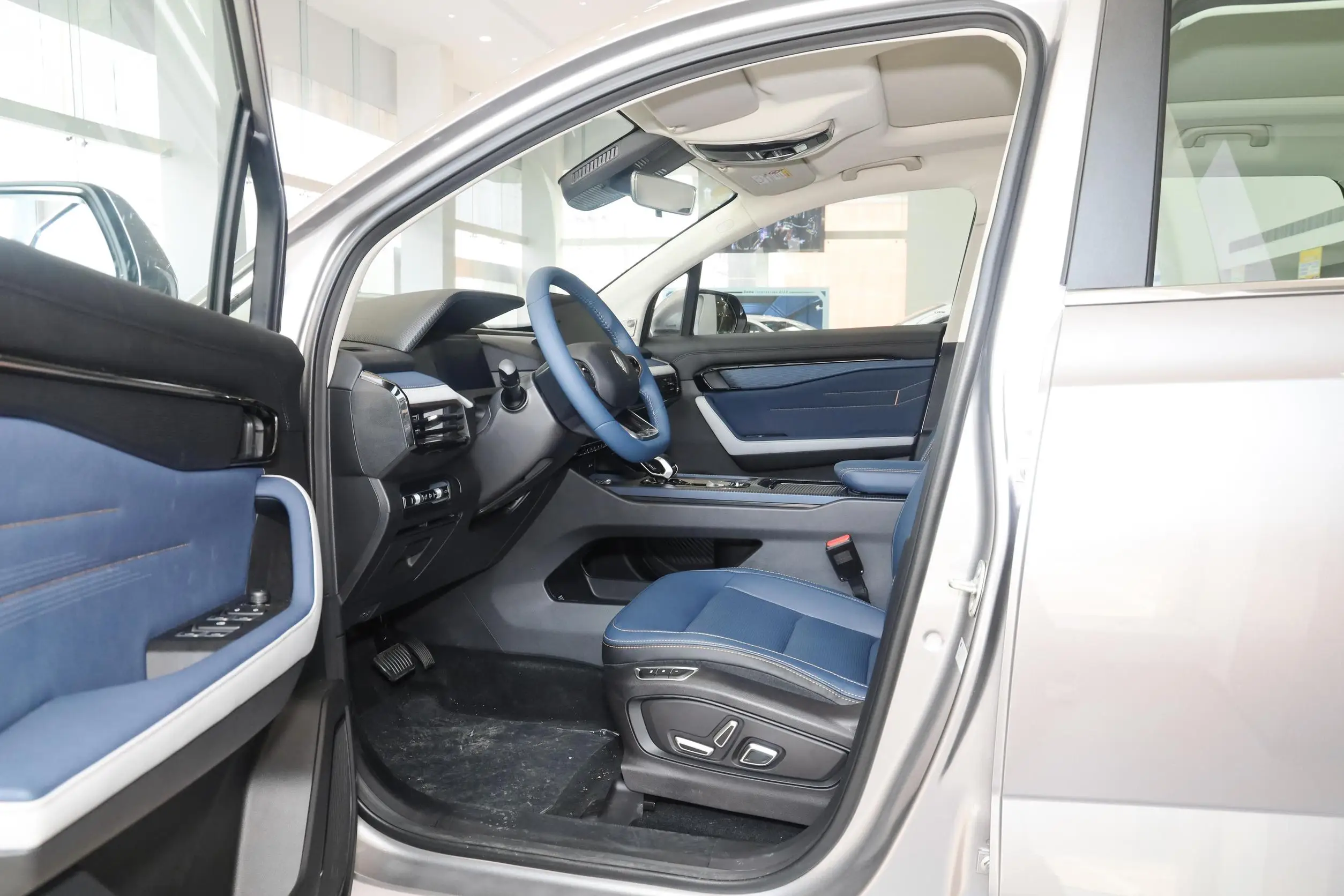 Geely ruilan 9 среднего размера дизайн интерьера 0 5 часов функция быстрой зарядки cltc 380 Км Новый Электрический морской внедорожник