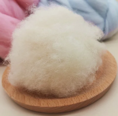 Wholesale 100% pure merino knitting wool yarns natural soft feeling merino wool