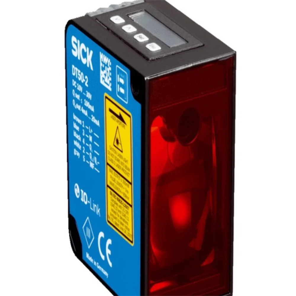 UC30-214163 6054712 New Original Operating Range 350 To 3400mm M12 5 Pin Ultrasonic Sensor UC30 / UC30-214163