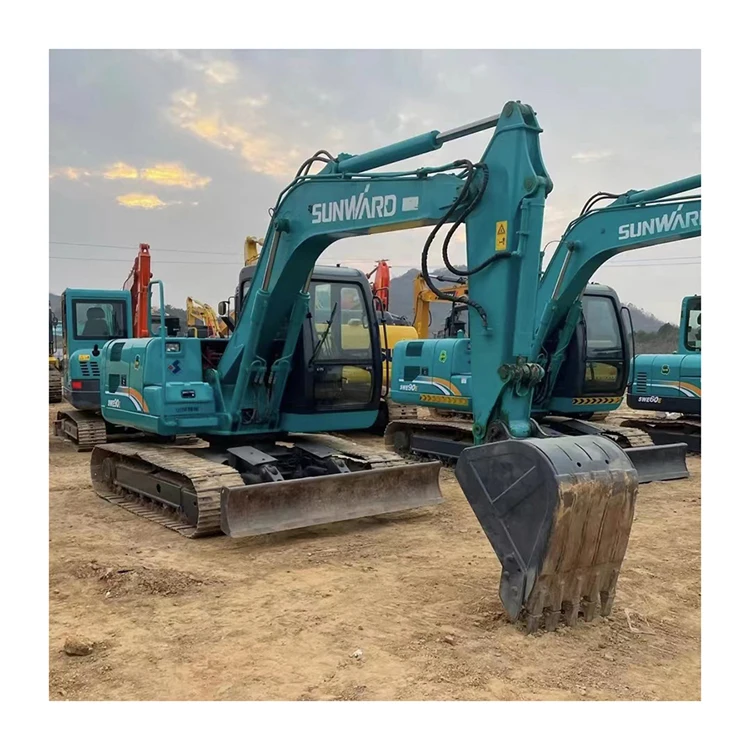 China cheap 9 ton of small excavator SUNWARD 90E used excavator for sale