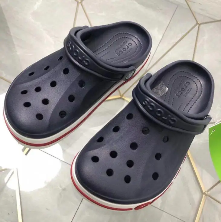 2021 Summer High Quality Croc With Logo Men Casual Plain Garden Shoes Cross Outdoor Beach Slides Sandal Fishing Wading Shoes